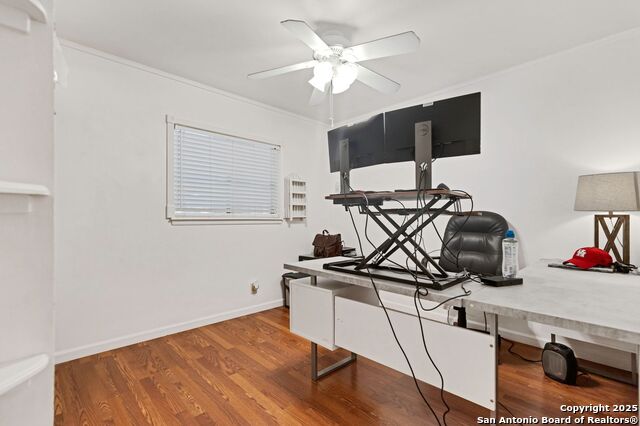 Image 14 of 23 For 10811 Briarway
