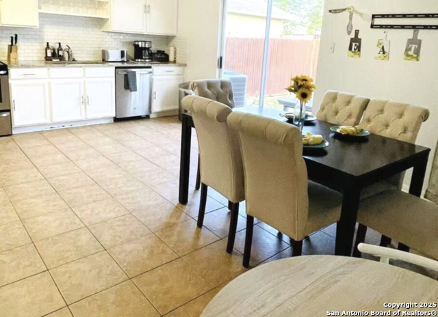 Listing photo id 2 for 9850 Carswell Peak