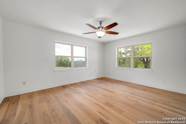 Image 19 of 49 For 935 Spring Branch Rd.