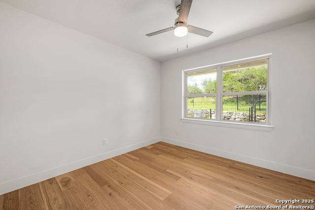 Image 27 of 49 For 935 Spring Branch Rd.