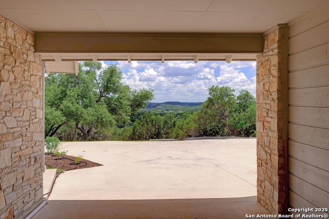 Image 37 of 49 For 935 Spring Branch Rd.