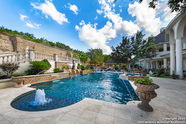 Listing photo id 35 for 2 Admirals Way