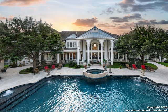 Listing photo id 3 for 2 Admirals Way