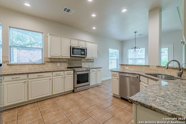 Image 10 of 65 For 1319 Arrow Hill