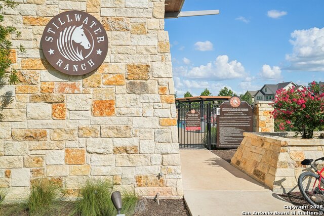 Image 31 of 38 For 12134 Hideaway Creek