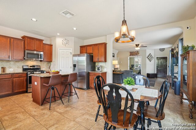 Image 9 of 38 For 12134 Hideaway Creek