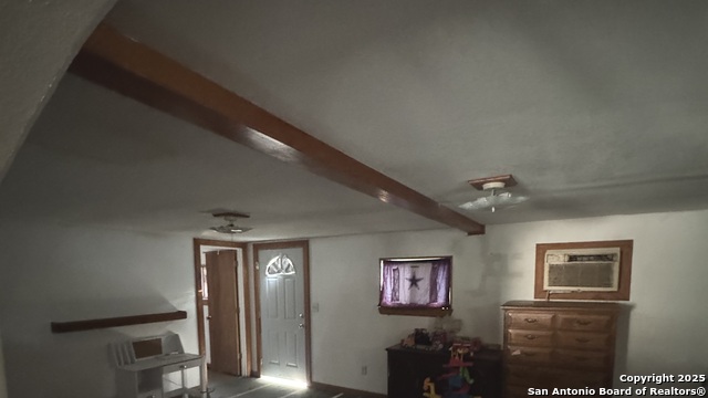 Listing photo id 2 for 517 Old Carrizo