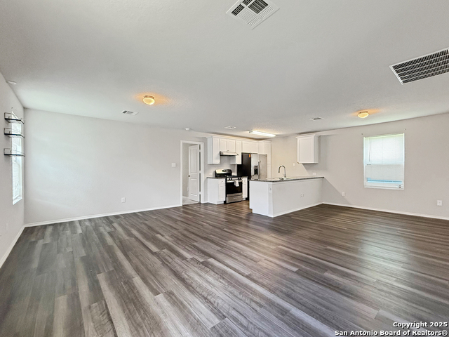 Details for 1215 Robbins, San Antonio, TX 78245