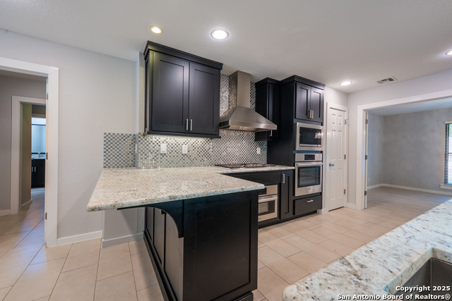 Listing photo id 8 for 322 Wood Shadow