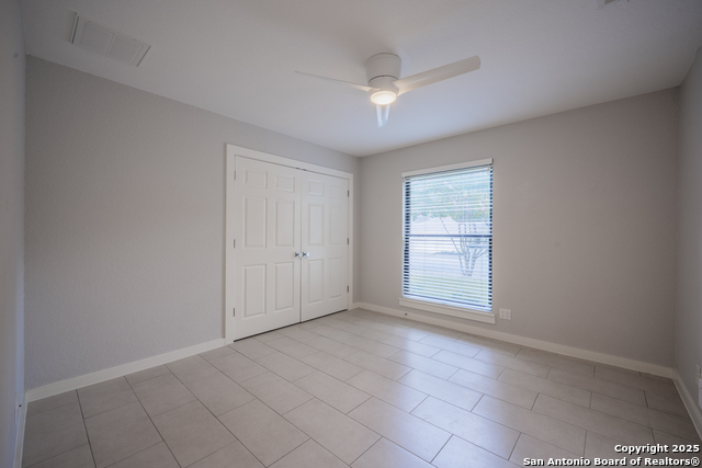 Listing photo id 21 for 322 Wood Shadow