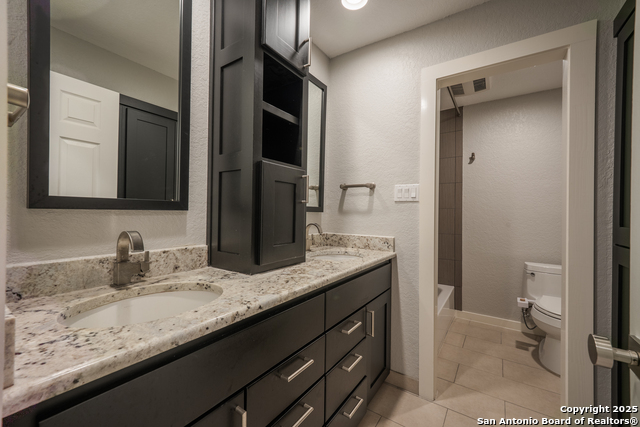 Listing photo id 25 for 322 Wood Shadow