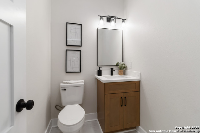 Image 10 of 20 For 237 Carle Ave