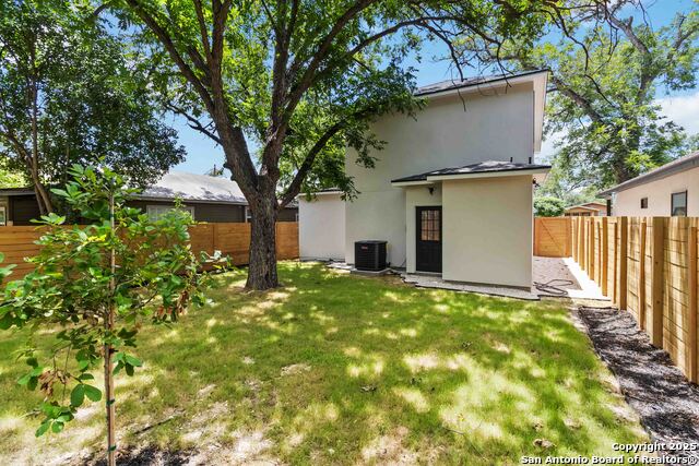 Image 19 of 20 For 237 Carle Ave