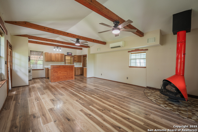Image 11 of 32 For 9071 Fm 725  