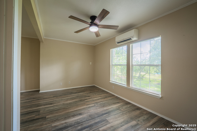 Image 15 of 32 For 9071 Fm 725  
