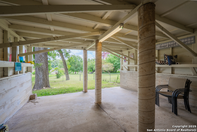 Image 23 of 32 For 9071 Fm 725  