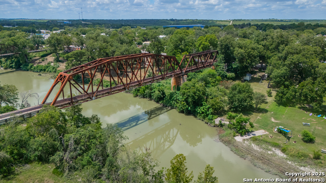Image 27 of 32 For 9071 Fm 725  