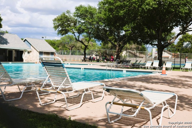 Listing photo id 20 for 12102 Stoney Falls