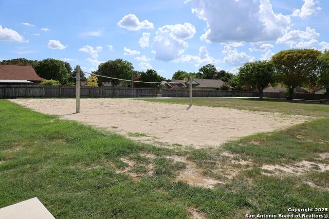 Listing photo id 25 for 12102 Stoney Falls