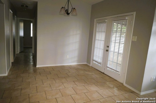 Listing photo id 4 for 12102 Stoney Falls