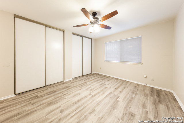Listing photo id 6 for 12102 Stoney Falls