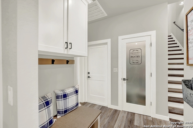 Listing photo id 25 for 1474 County Road 342