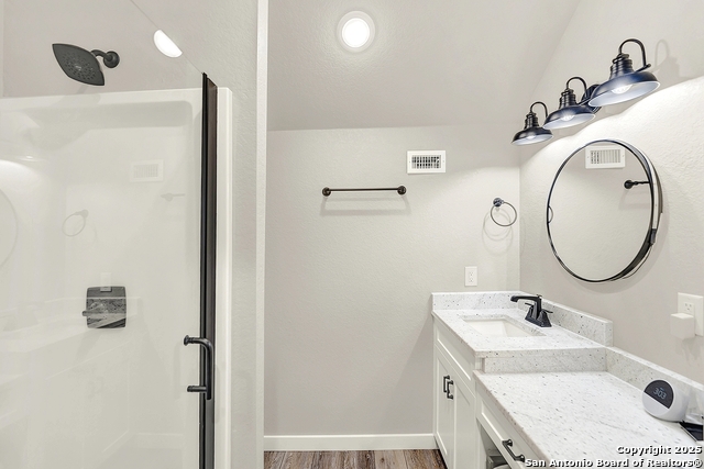 Listing photo id 30 for 1474 County Road 342