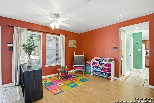 Image 15 of 57 For 7722 Cortland Oak