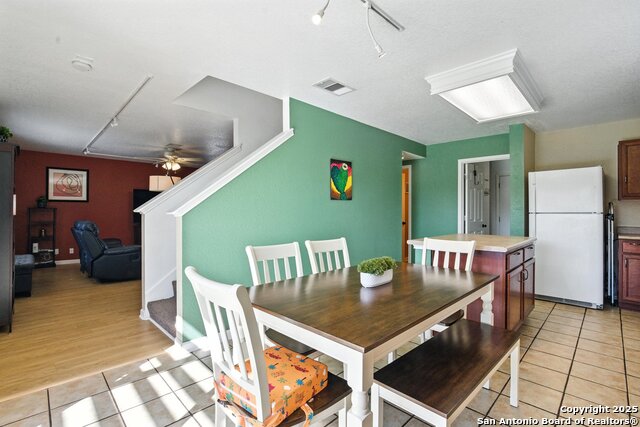 Image 24 of 57 For 7722 Cortland Oak