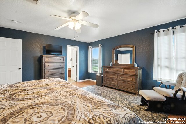 Image 48 of 57 For 7722 Cortland Oak