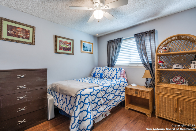 Image 12 of 19 For 415 De Soto  
