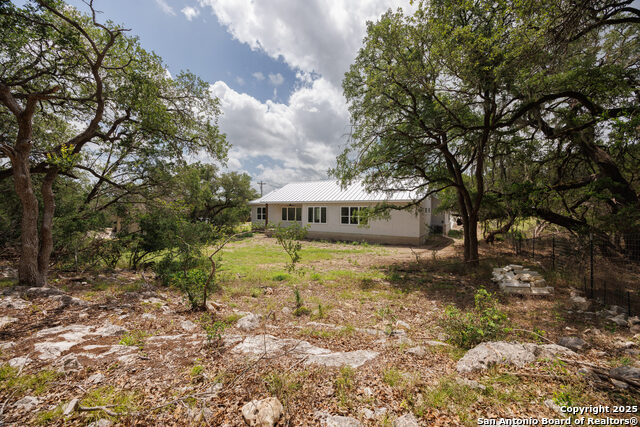 Image 23 of 25 For 9360 Rebecca Creek Rd