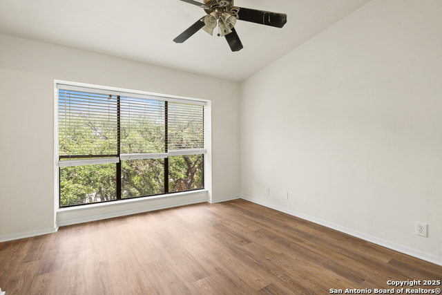 Image 15 of 24 For 8642 Fredericksburg Rd  705-g