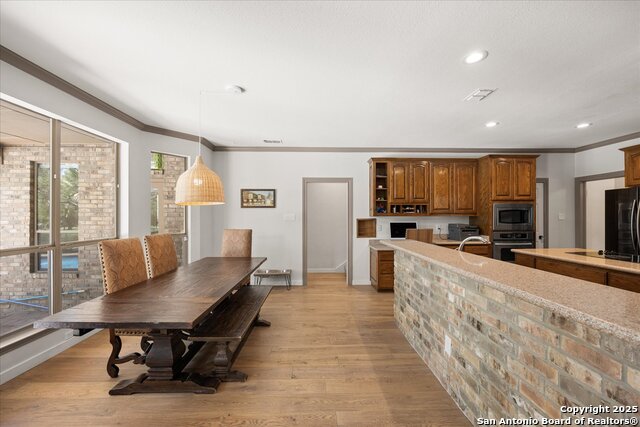 Image 13 of 48 For 8270 Pimlico