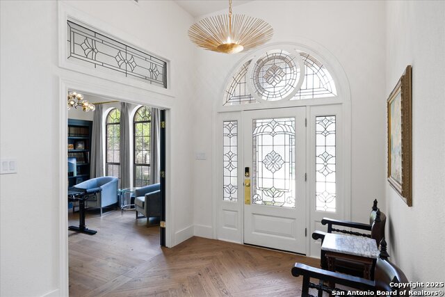 Image 5 of 48 For 8270 Pimlico