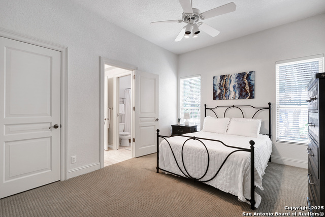 Listing photo id 32 for 14122 Bluff Manor