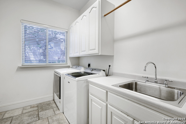 Listing photo id 40 for 14122 Bluff Manor