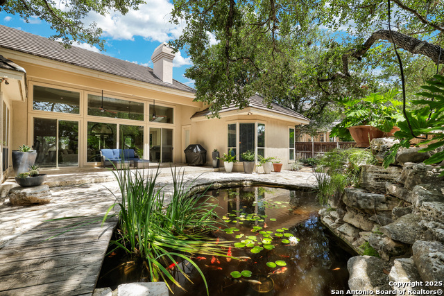 Listing photo id 51 for 14122 Bluff Manor