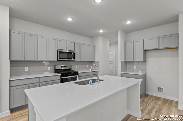 Listing photo id 14 for 12403 Hurdlebrink Ranch