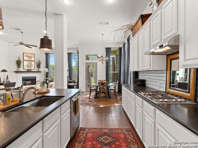 Image 19 of 35 For 30693 Horseshoe Path