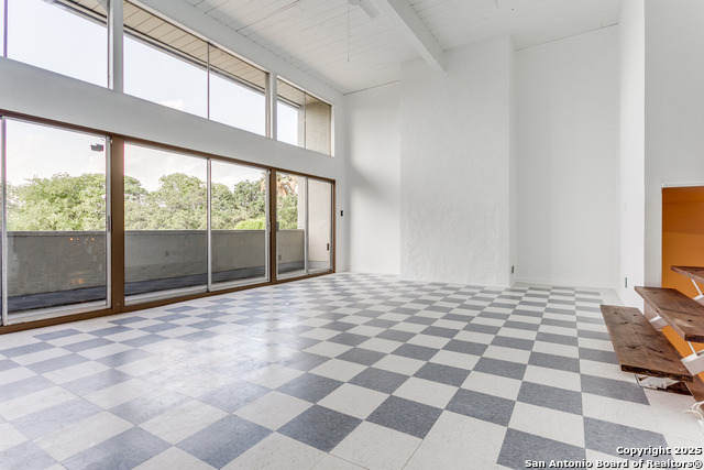 Details for 3102 Eisenhauer  B 20, San Antonio, TX 78209