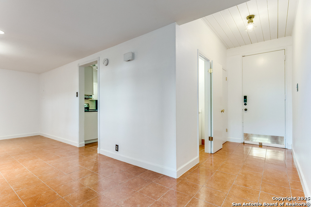 Image 10 of 25 For 3102 Eisenhauer  B 20