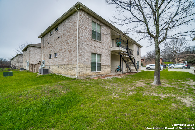 Image 2 of 26 For 4923 Ali Ave  1