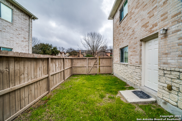 Image 24 of 26 For 4923 Ali Ave  1
