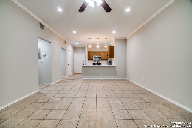 Image 9 of 26 For 4923 Ali Ave  1