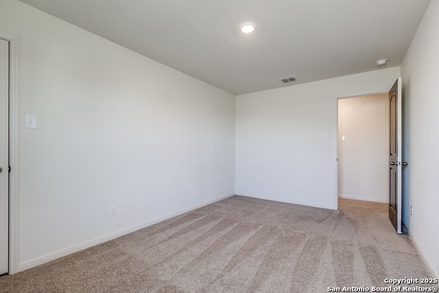 Image 21 of 24 For 10818 Monterey Pike