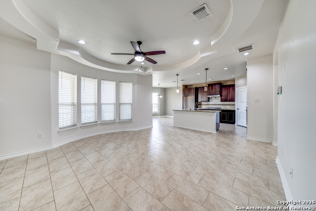 Image 8 of 25 For 15302 Comanche Mist