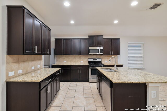 Image 3 of 21 For 8506 Hudson  