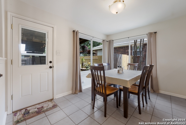 Image 11 of 34 For 1117 Sandy Ridge Cir