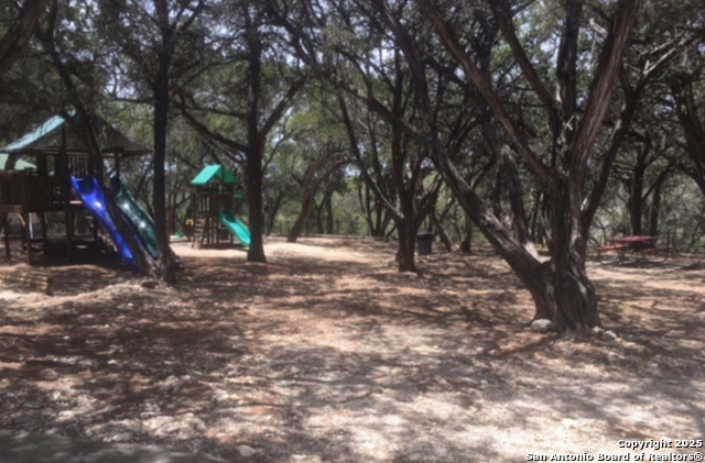 Listing photo id 10 for Lot #70 Forest Oaks